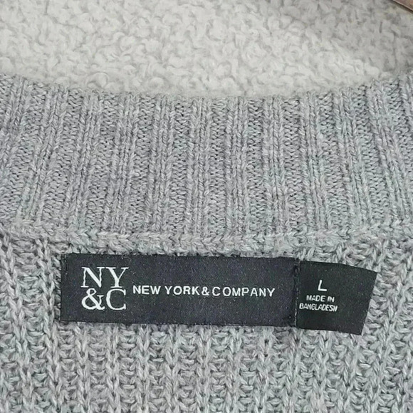 New York & Company Gray V-Neck Sweater Size L Womens Long Sleeve Pullover  4PT - Picture 4 of 7